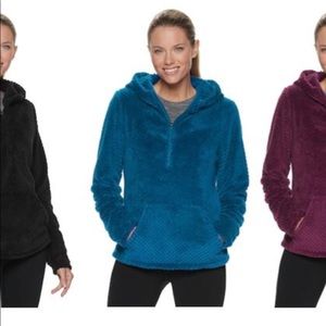 NWOT Women's Tek Gear® Plush Fleece Half Zip Top